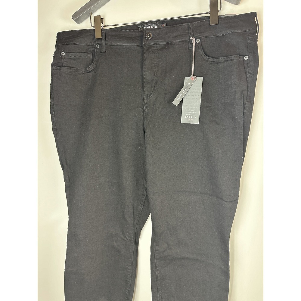 NWT Torrid Black Premium Stretch HI Rise Curvy Jeans Women's Plus Size 26 - Picture 3 of 10